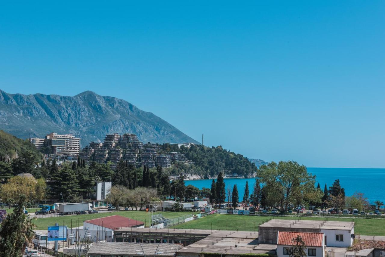 Hotel Iberostar Slavija Budua Esterno foto View of the town
